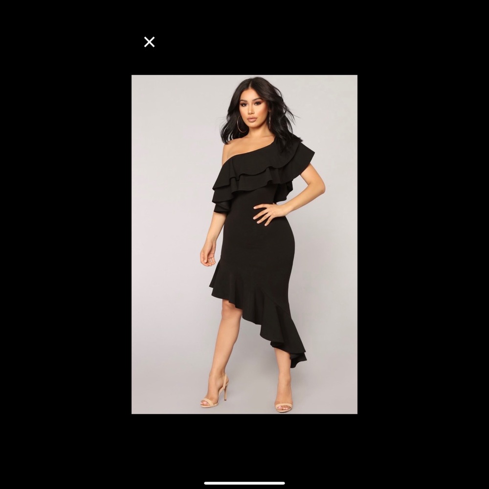Black Ruffle One Shoulder - Picture 2 of 5